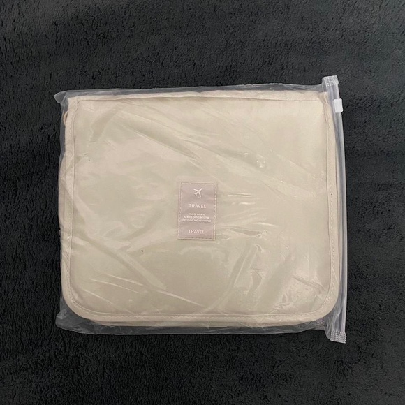 TRAVEL WATERPROOF BAG - Picture 2 of 4